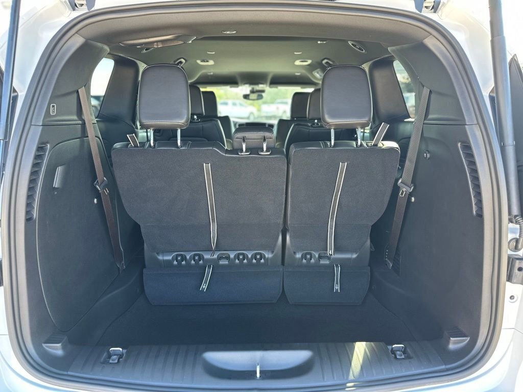 New 2025 Chrysler Pacifica Select image 11