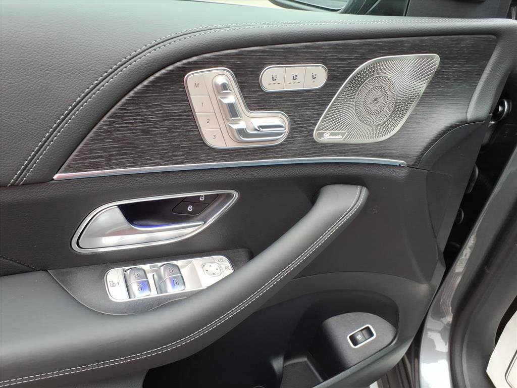 New 2026 Mercedes-Benz GLE 53 AMG 4MATIC image 13