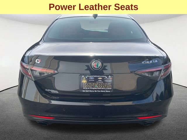 Used 2024 Alfa Romeo Giulia Ti w/ Performance Driving Package image 12