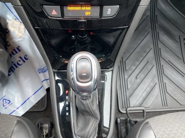 Used 2018 Buick Encore Preferred image 32