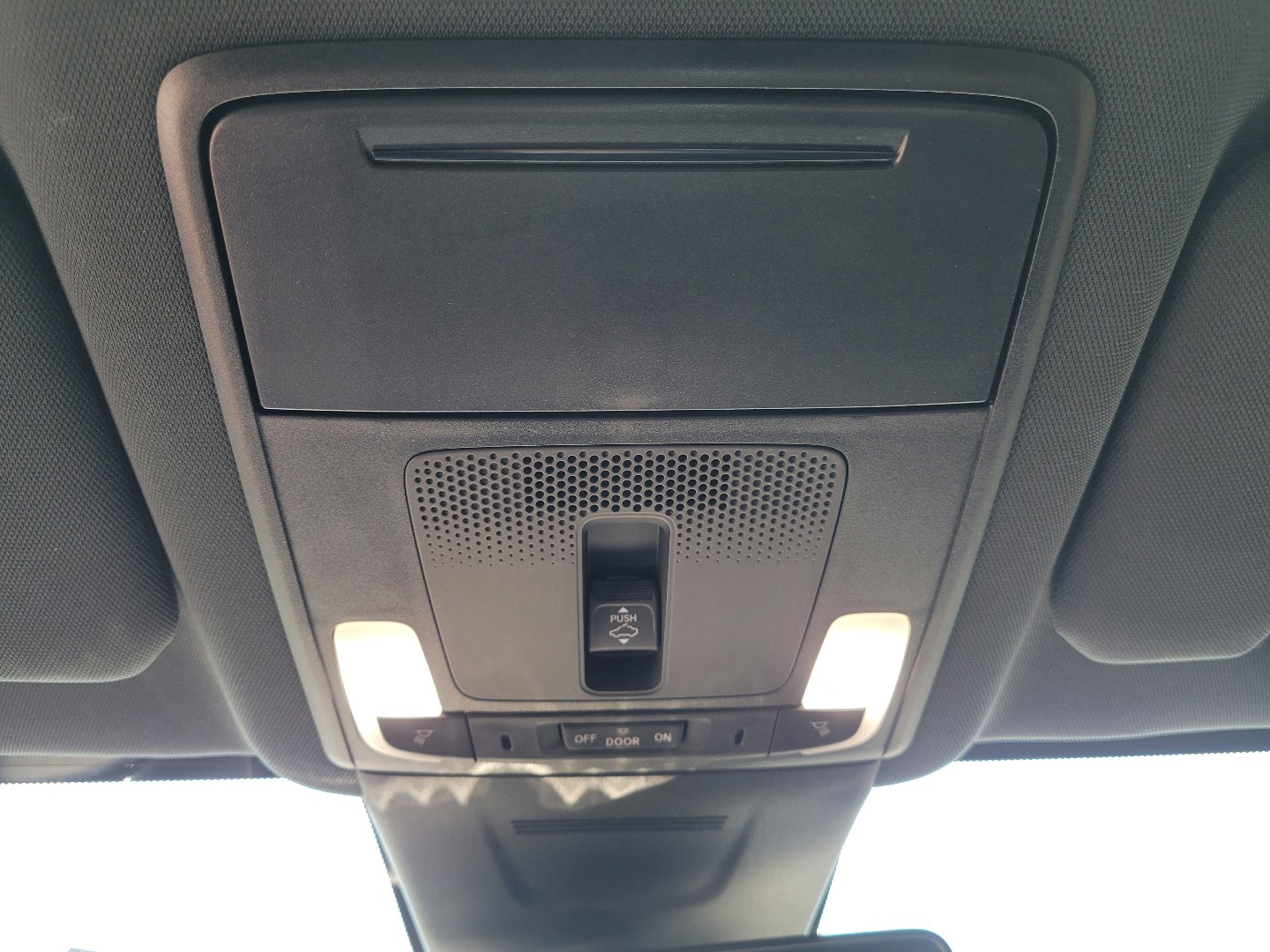 Used 2025 Honda CR-V Sport Touring image 31