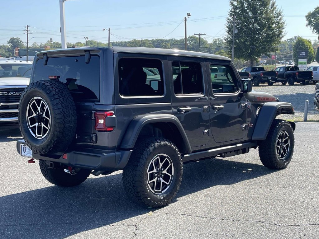 New 2027 Jeep Wrangler Unlimited Rubicon AWD/4WD image 8