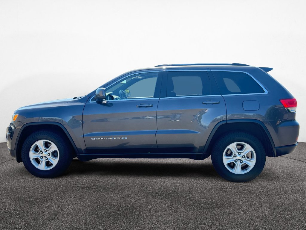 Used 2015 Jeep Grand Cherokee Laredo w/ Quick Order Package 23E AWD/4WD image 2