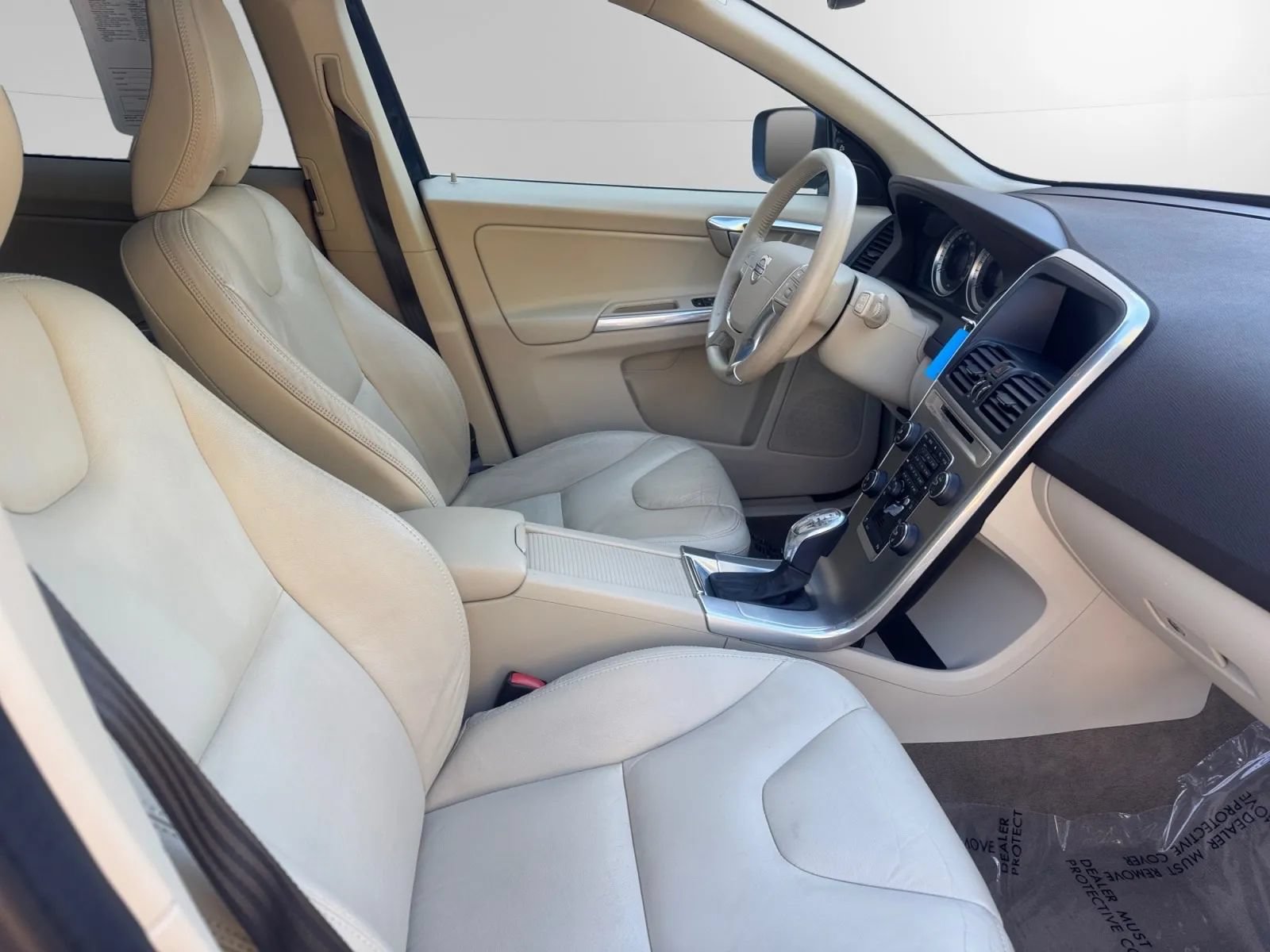 Used 2013 Volvo XC60 T6 AWD/4WD image 19