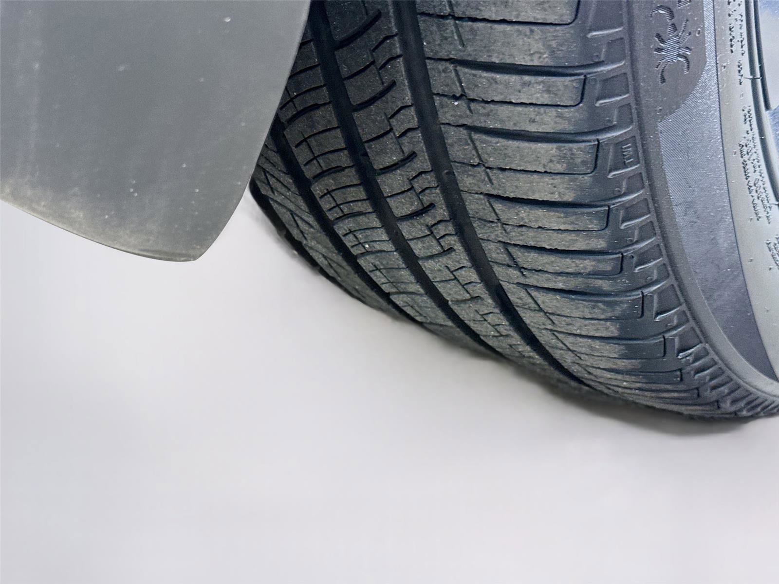 Used 2026 Tesla Model Y Long Range image 25