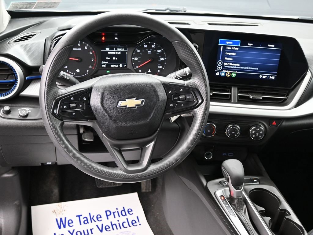 Used 2024 Chevrolet Trax LS w/ Driver Confidence Package image 27