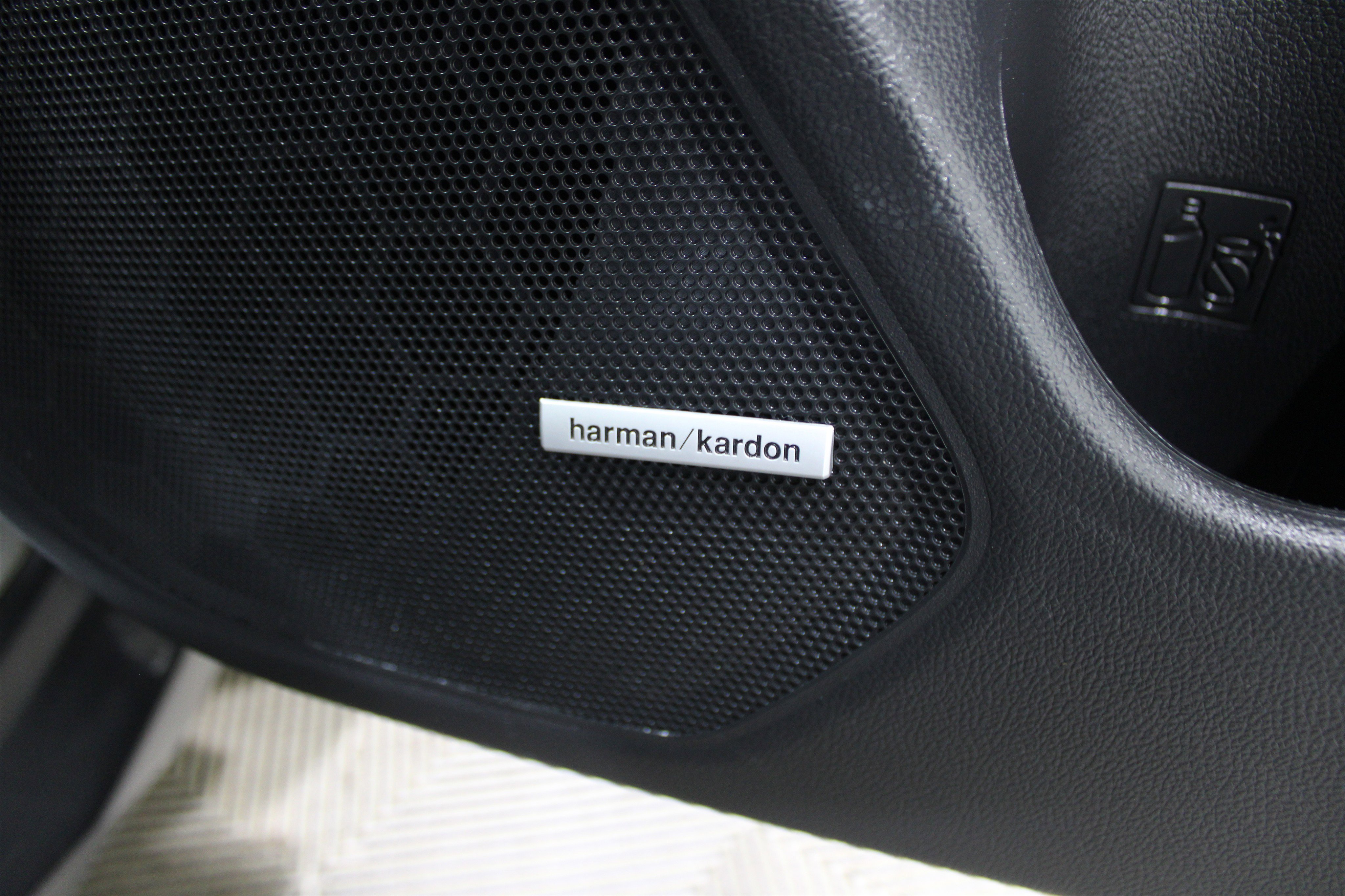 Used 2015 Subaru Outback 3.6R Limited w/ Popular Package #4 image 27