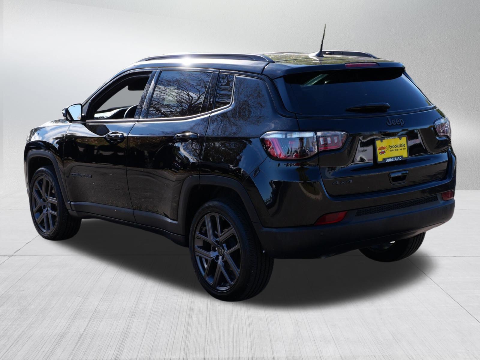 Used 2026 Jeep Compass Limited AWD/4WD image 5