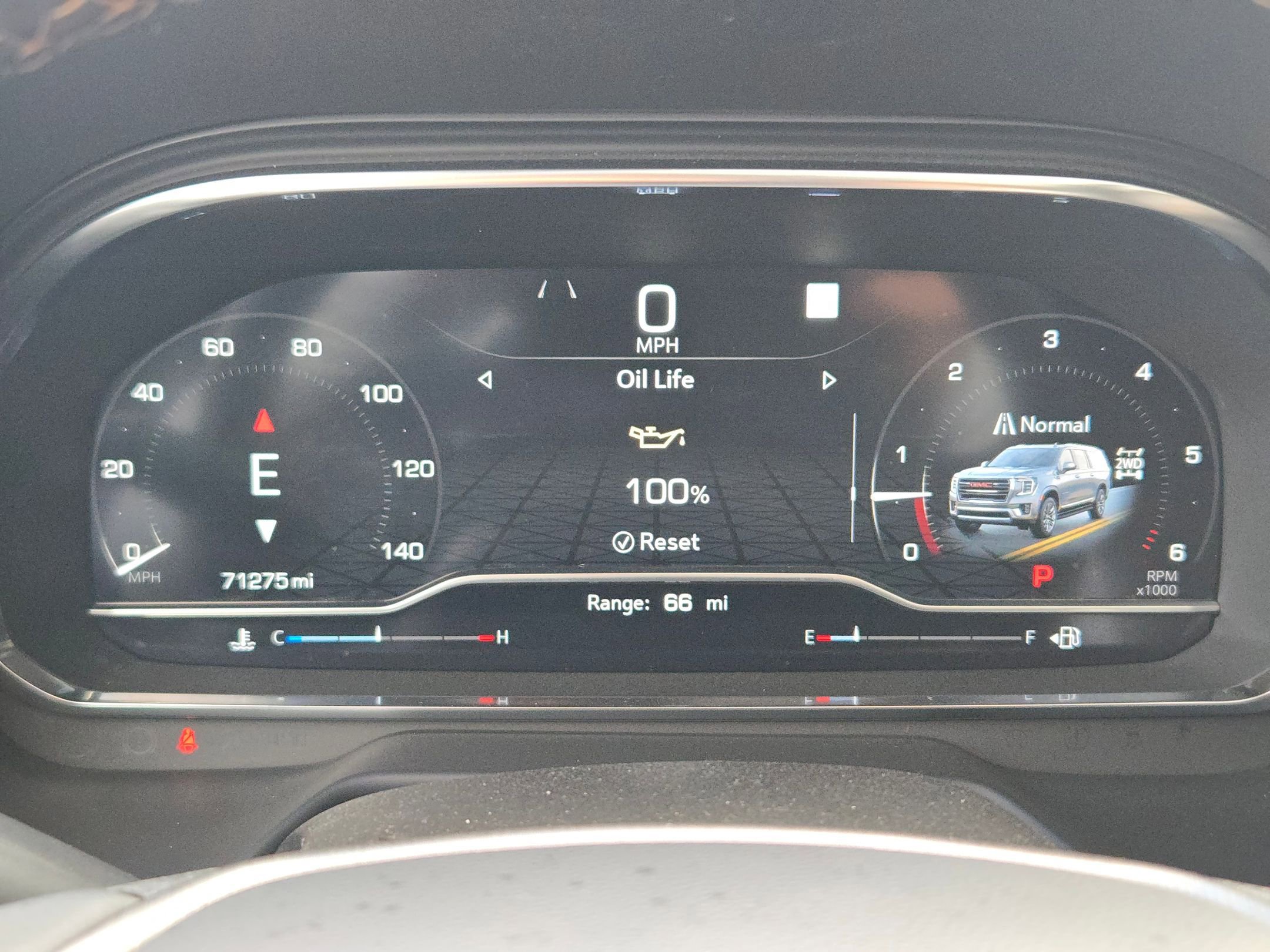 Used 2023 GMC Yukon AT4 image 25