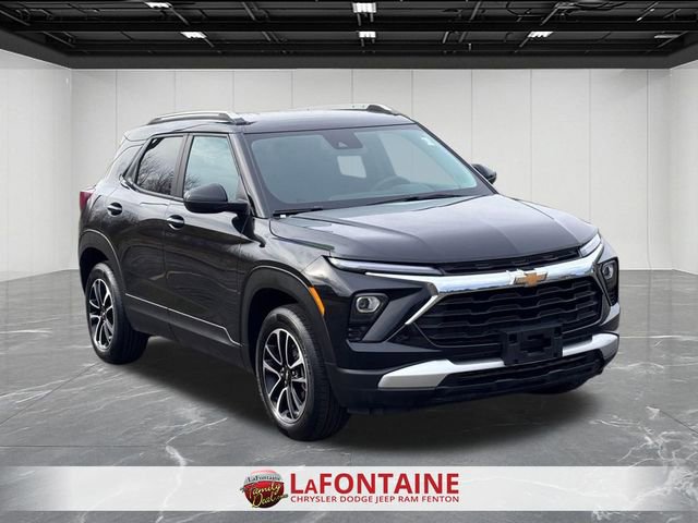 Used 2025 Chevrolet TrailBlazer LT image 12