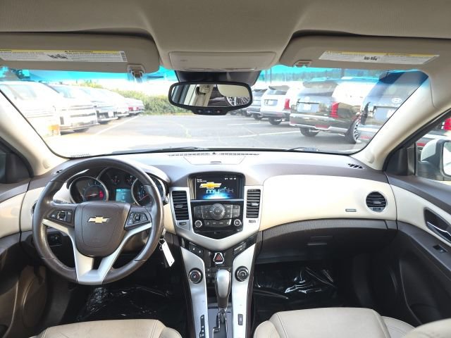 Used 2013 Chevrolet Cruze LT image 27