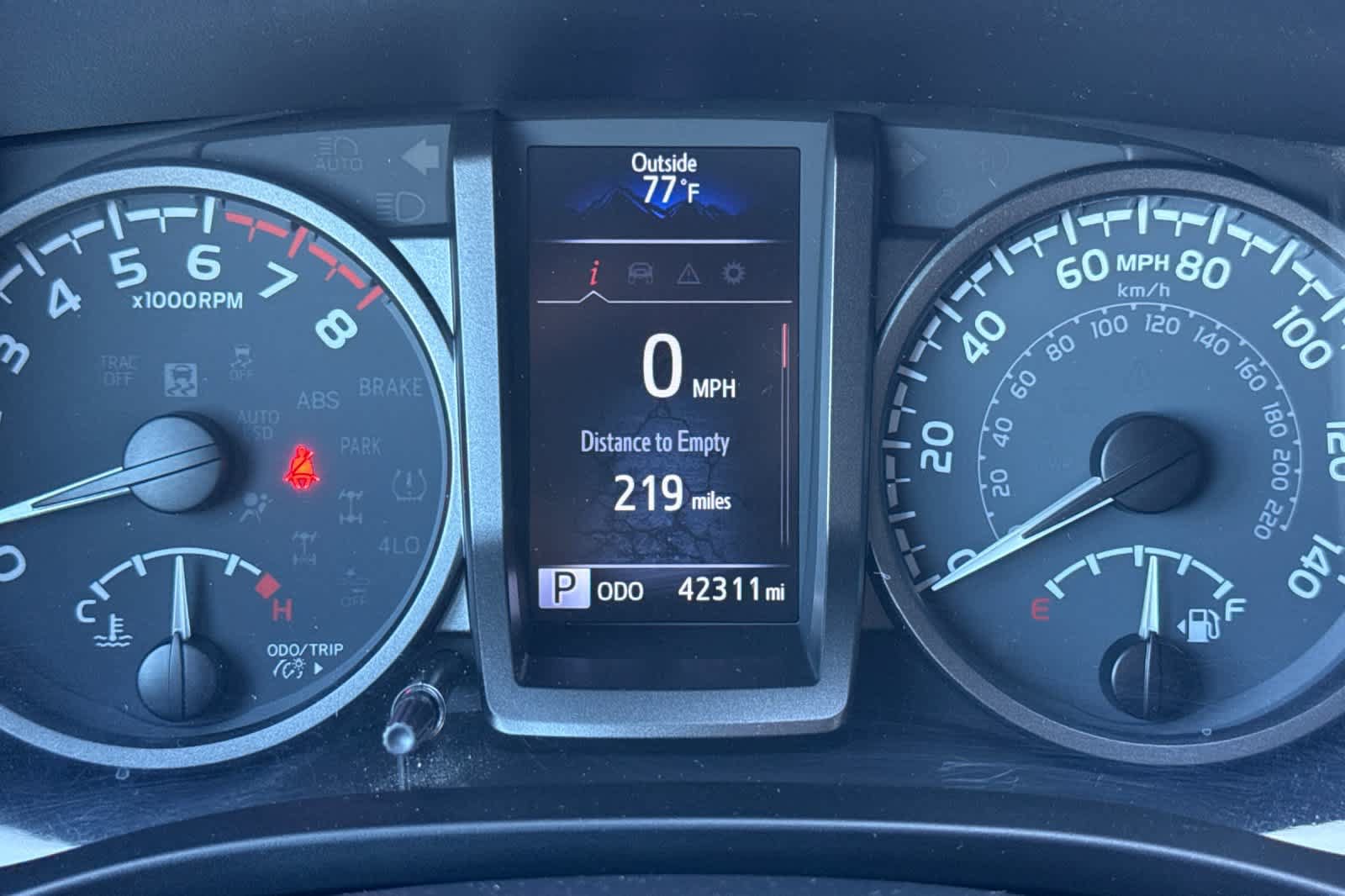 Used 2021 Toyota Tacoma TRD Off-Road w/ Technology Package AWD/4WD image 27