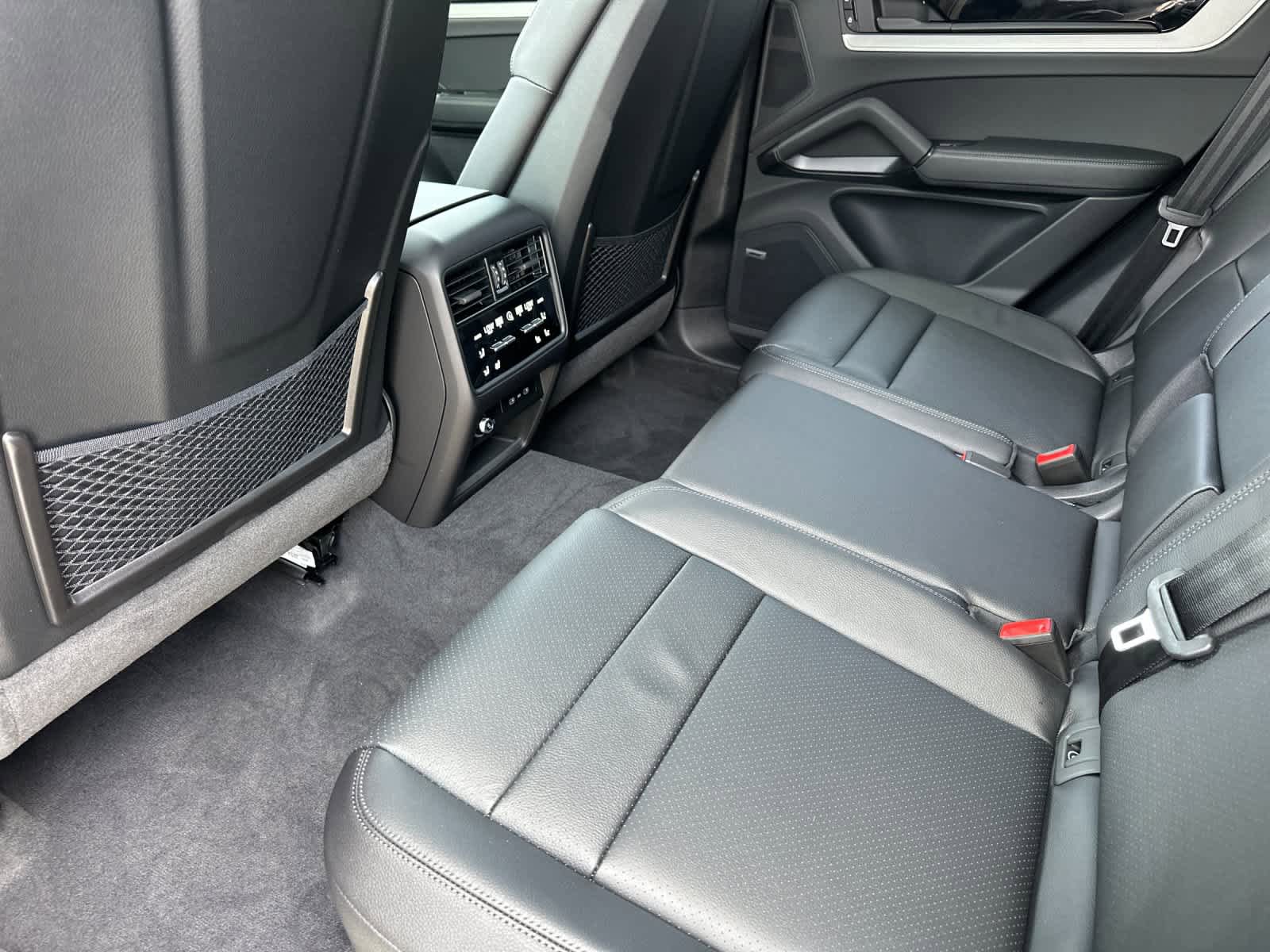 New 2026 Porsche Cayenne S AWD/4WD image 13