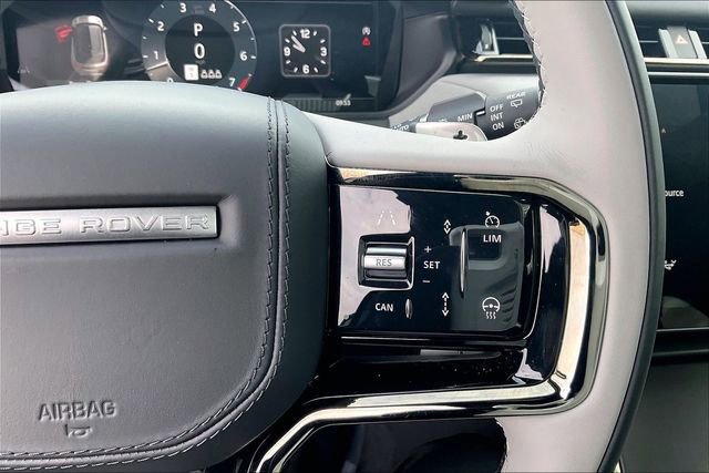 Used 2026 Land Rover Range Rover Velar Dynamic SE image 19