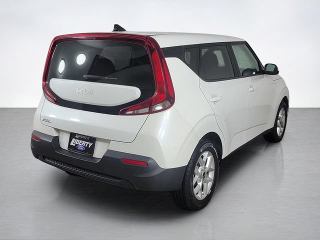 Used 2022 Kia Soul S FWD image 3