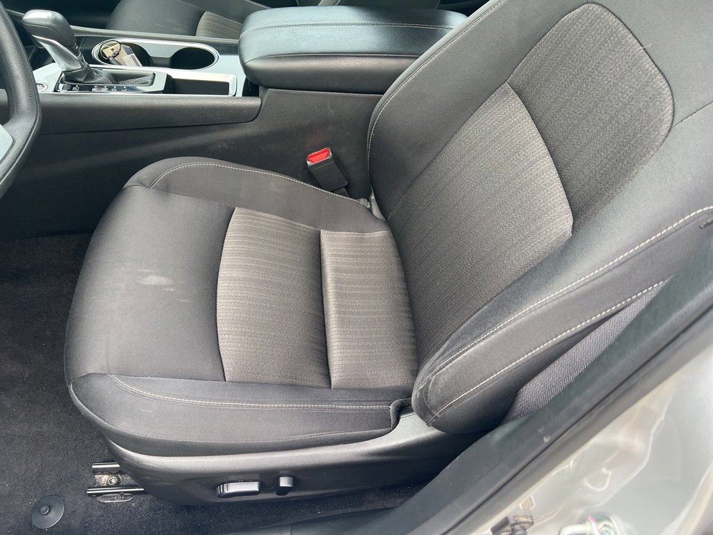 Used 2024 Nissan Altima 2.5 SV image 13