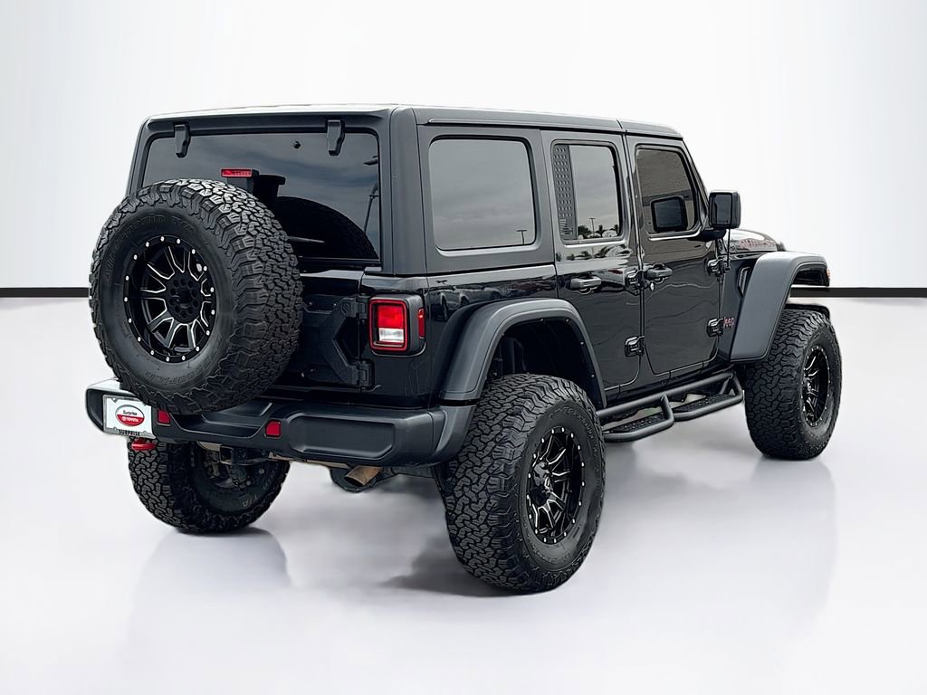 Used 2022 Jeep Wrangler Unlimited Rubicon AWD/4WD image 5