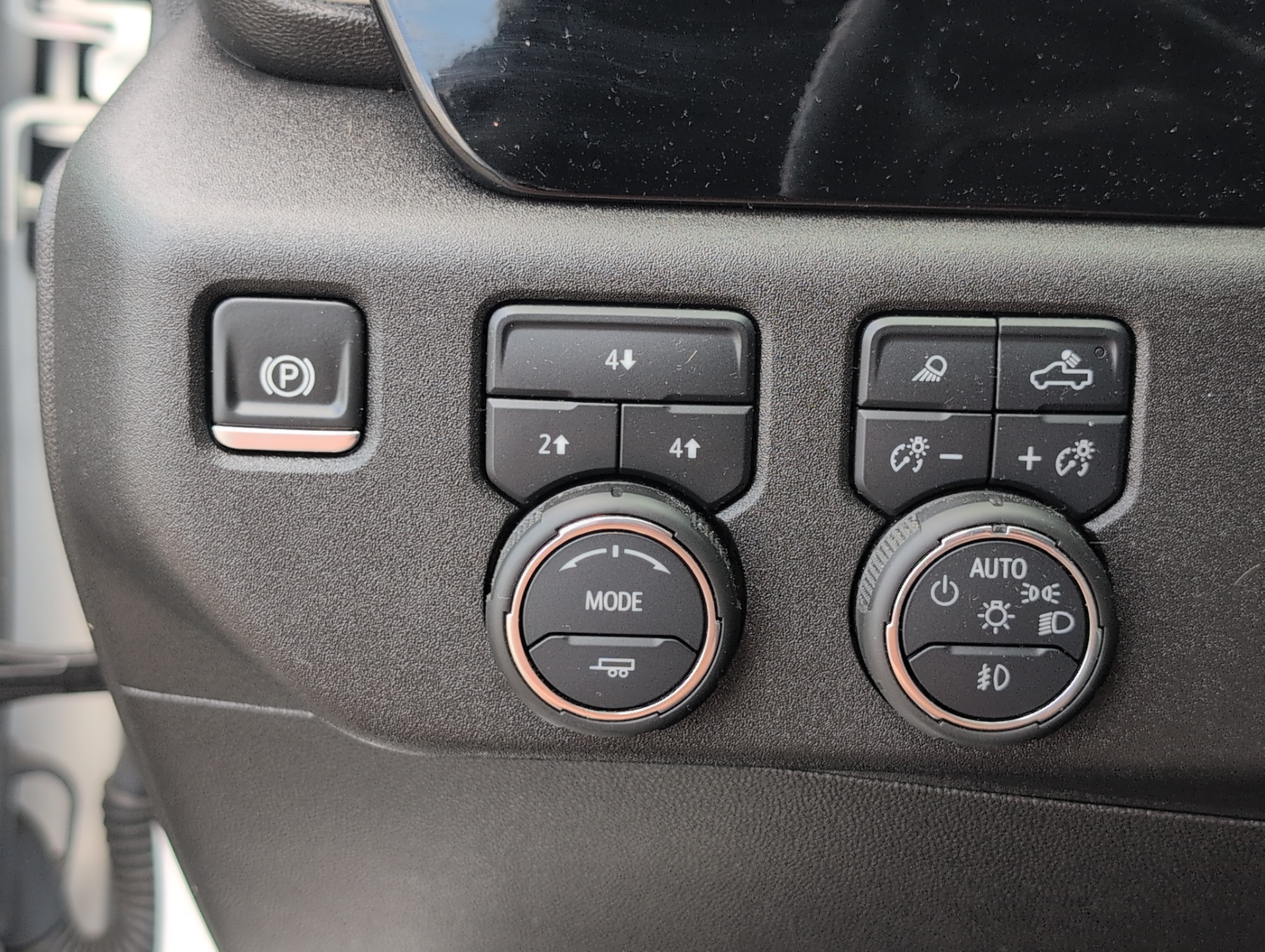 Used 2025 Chevrolet Silverado 2500 LT w/ Trail Boss Package AWD/4WD image 26