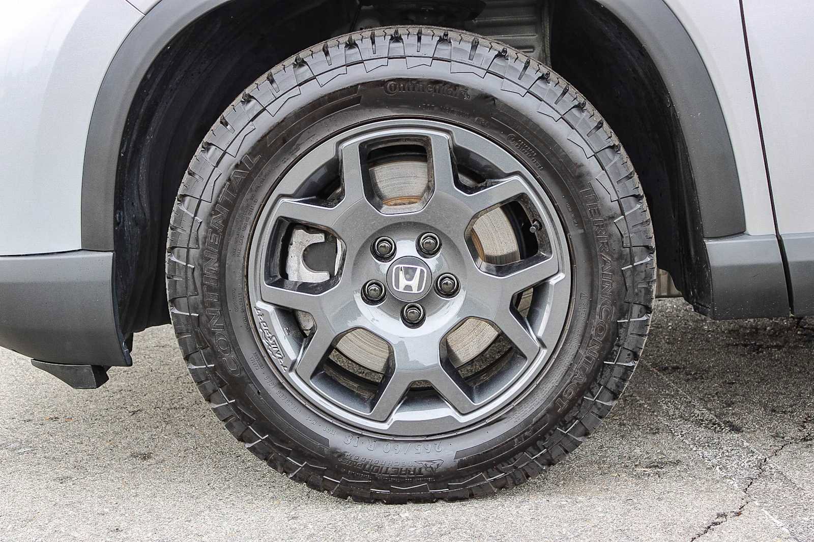 Certified 2025 Honda Pilot Touring image 9