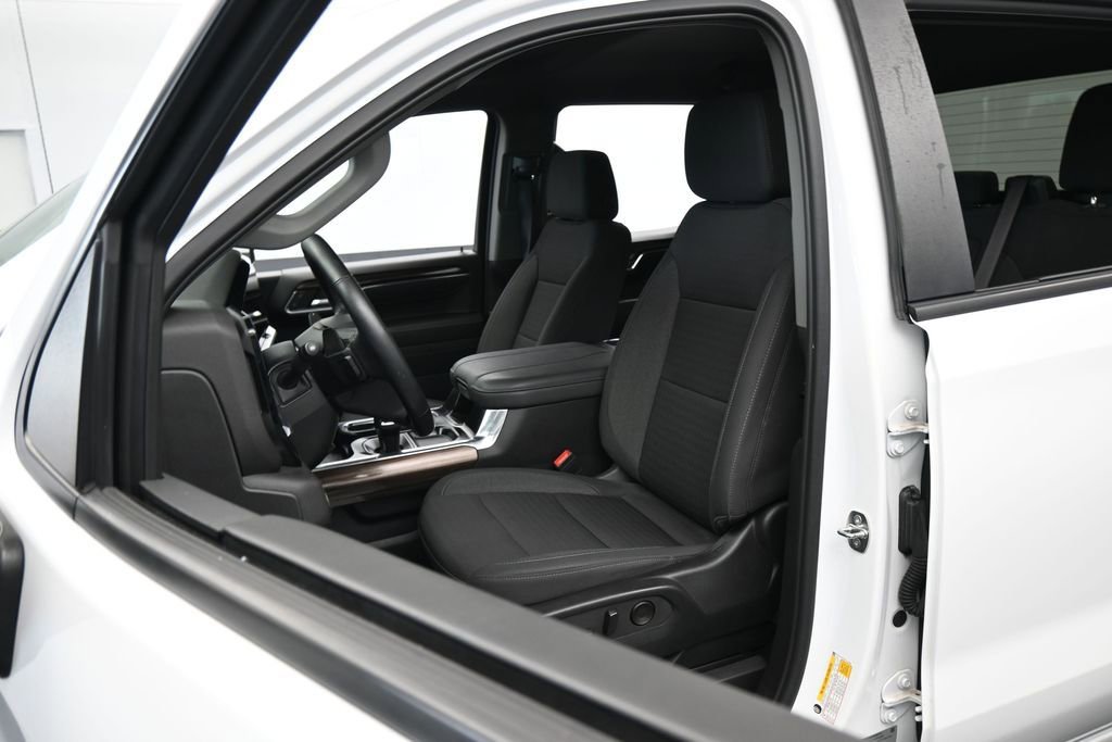 Used 2023 Chevrolet Silverado 1500 LT RWD image 10
