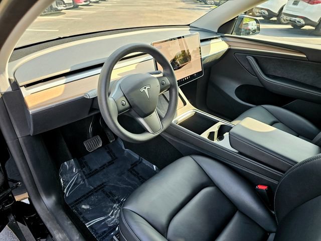 Used 2023 Tesla Model Y Long Range AWD/4WD image 13