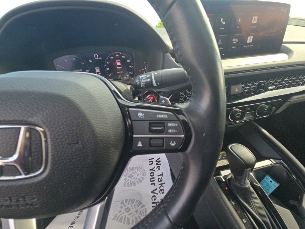 Used 2024 Honda Accord Touring image 17