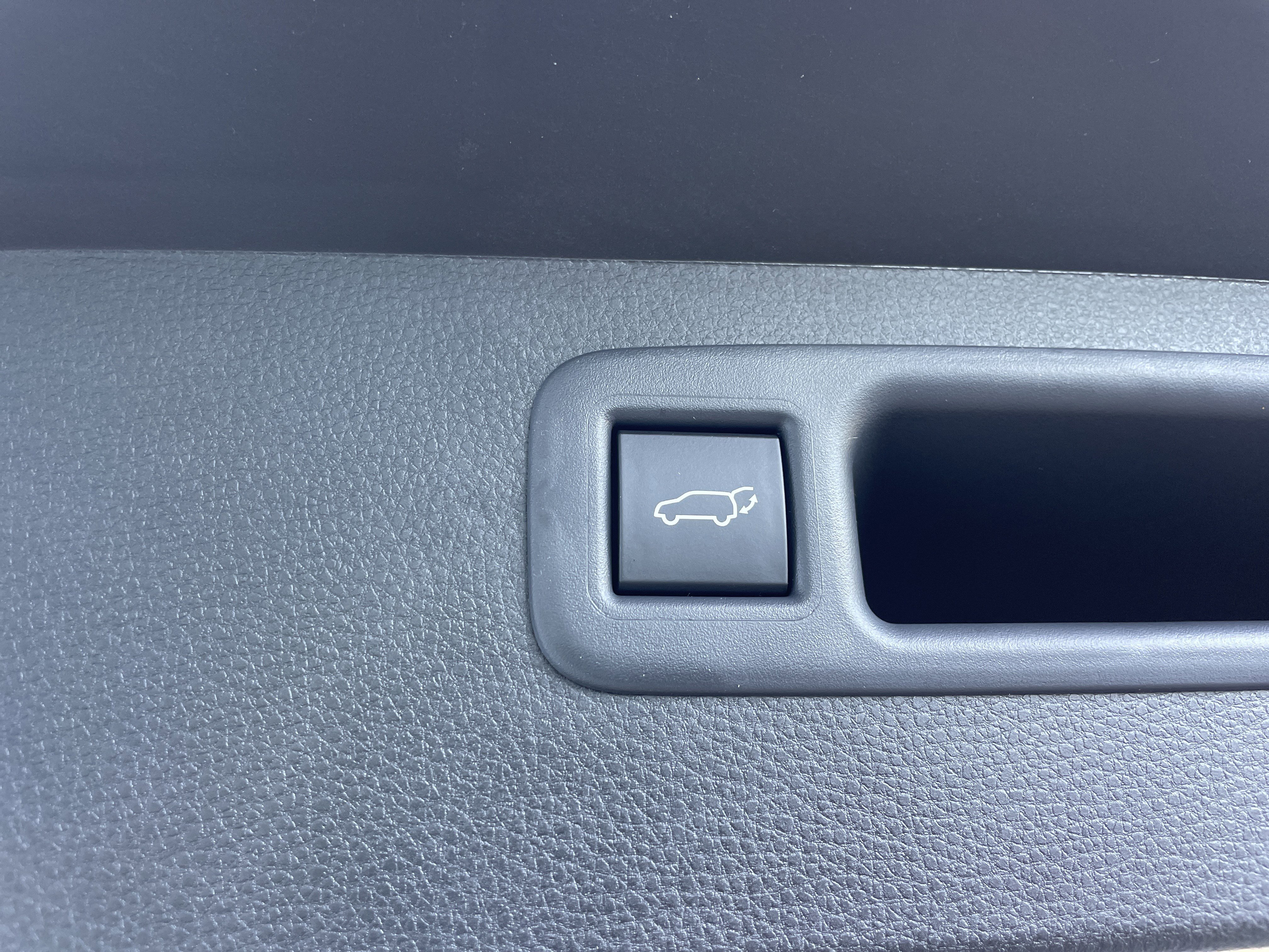 New 2025 Toyota Highlander XSE image 22