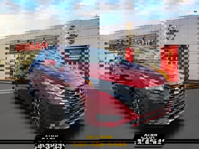 New 2025 Nissan Versa SV w/ Trunk Package image 1