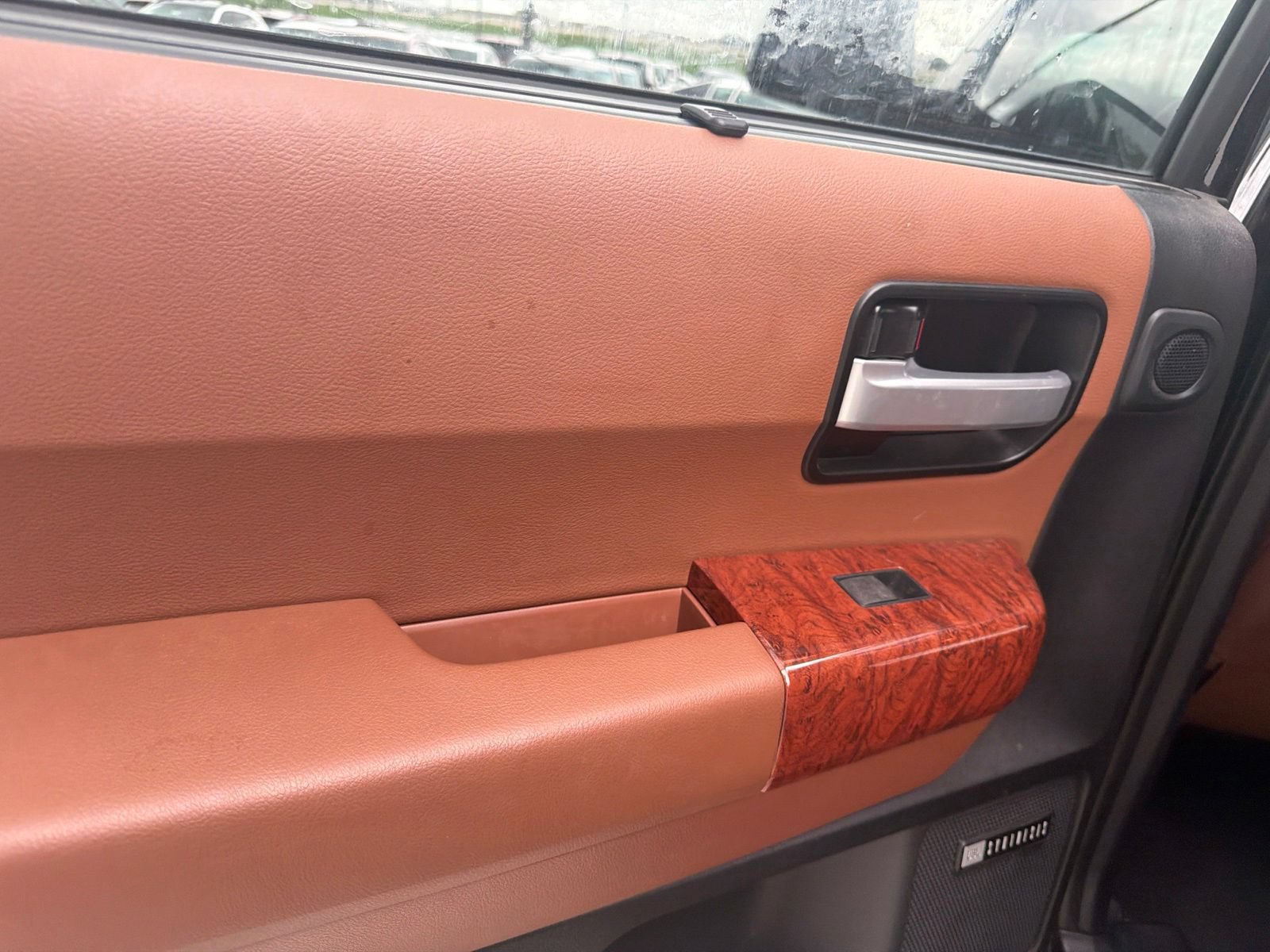 Used 2019 Toyota Sequoia Platinum RWD image 11