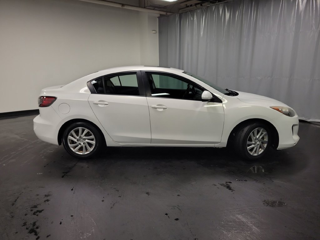 Used 2012 MAZDA MAZDA3 i Touring FWD image 10