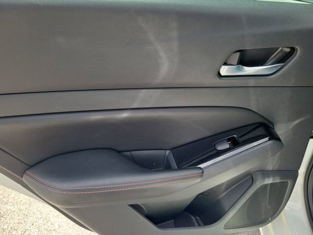 Used 2023 Nissan Altima 2.5 SR FWD image 10