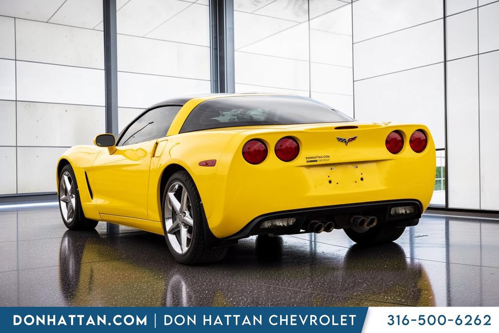 Used 2012 Chevrolet Corvette Coupe w/ 2LT Preferred Equipment Group RWD image 19