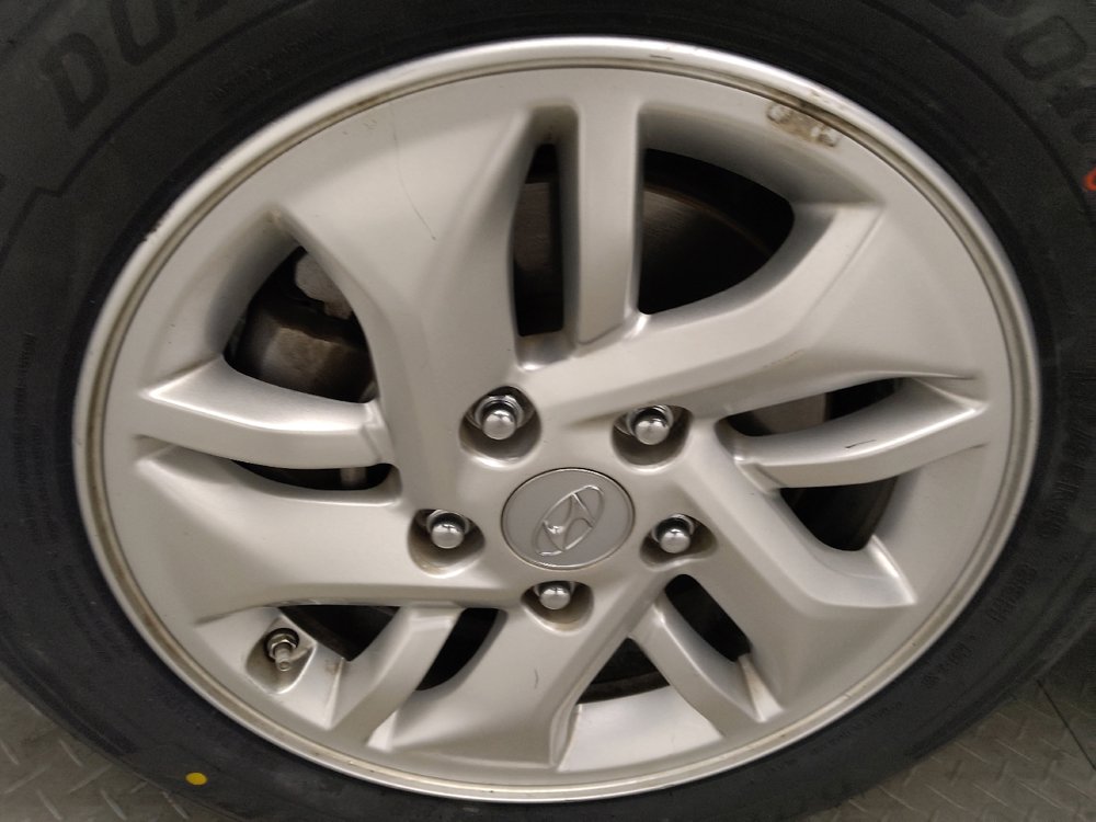 Used 2024 Hyundai Venue SE image 31