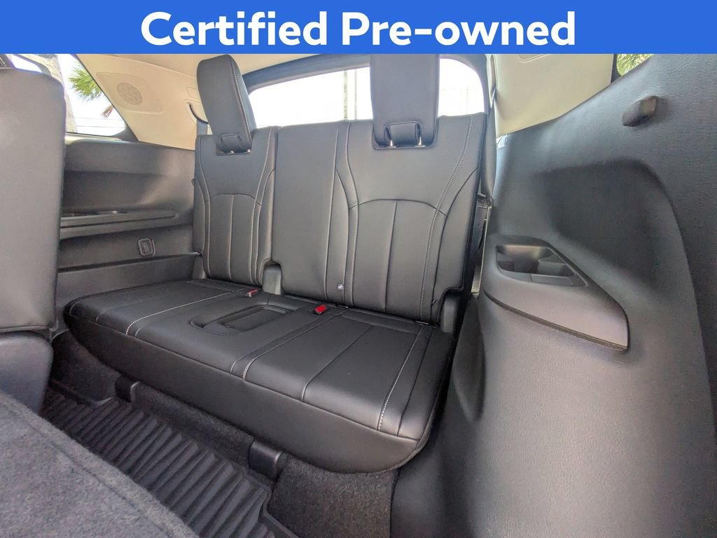 Certified 2026 INFINITI QX60 Luxe w/ Cargo Package FWD image 16