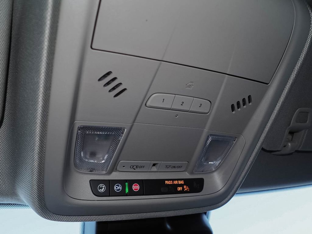 Used 2023 Cadillac XT4 Luxury w/ Cold Weather Package image 33