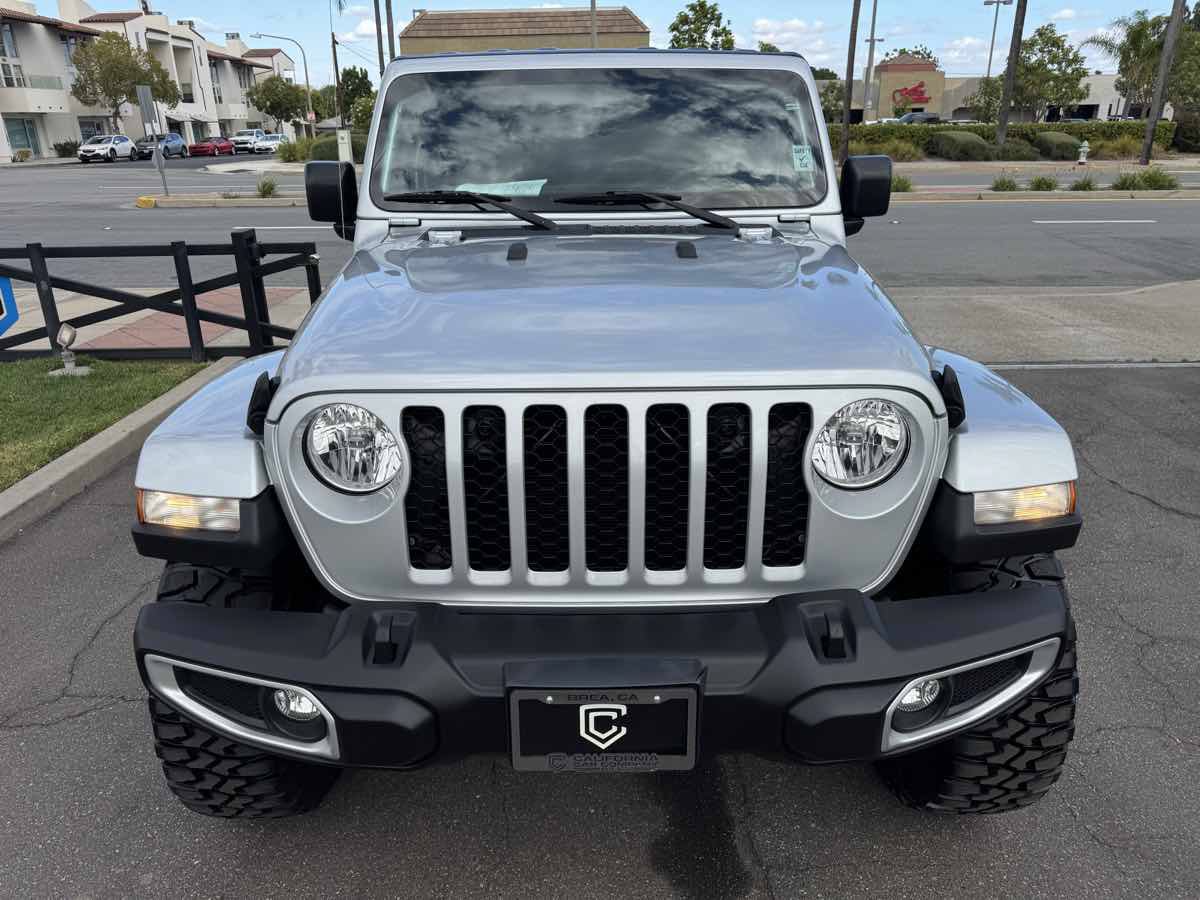 Used 2023 Jeep Gladiator Sport AWD/4WD image 11