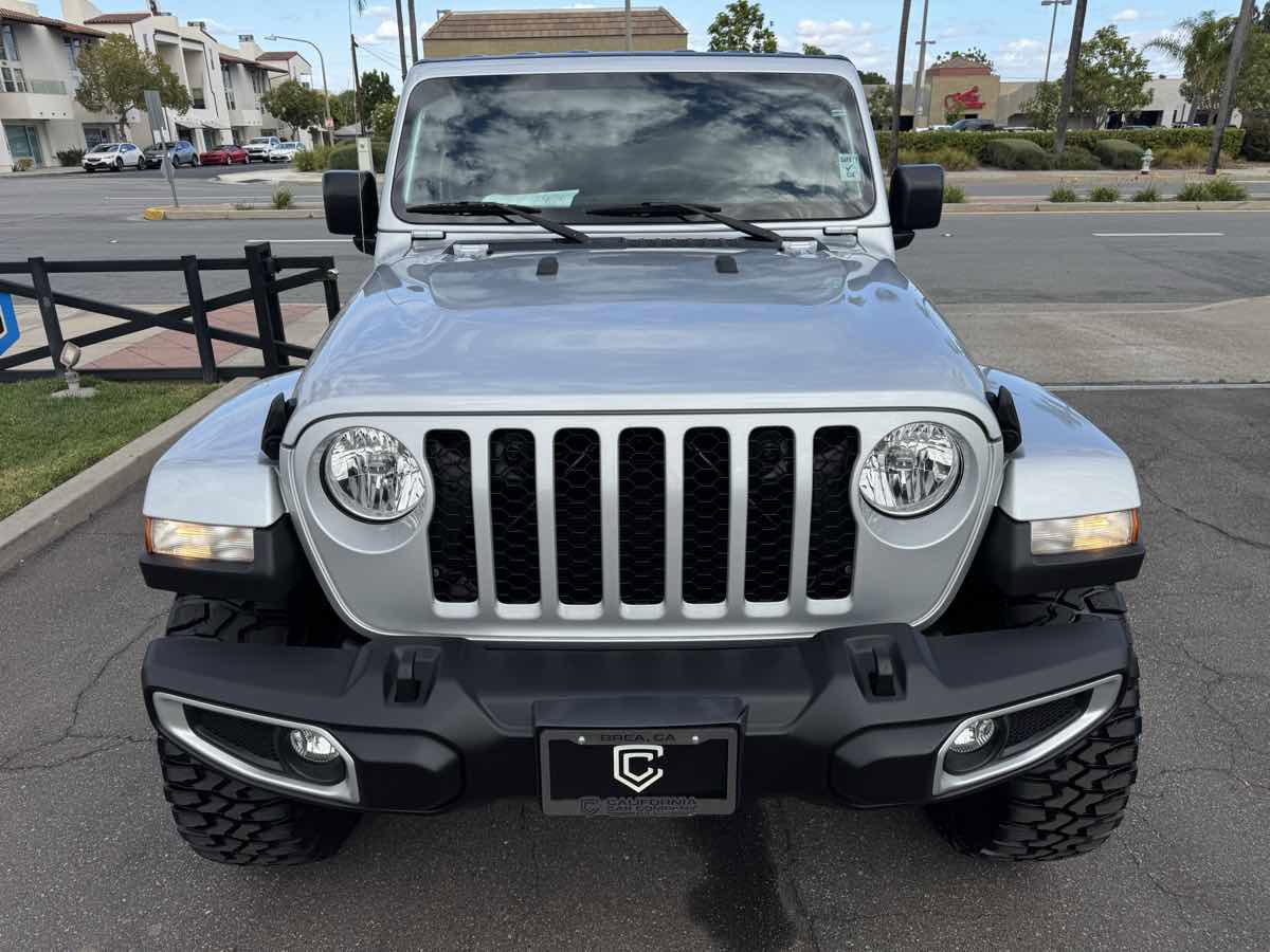 Used 2023 Jeep Gladiator Sport AWD/4WD image 11