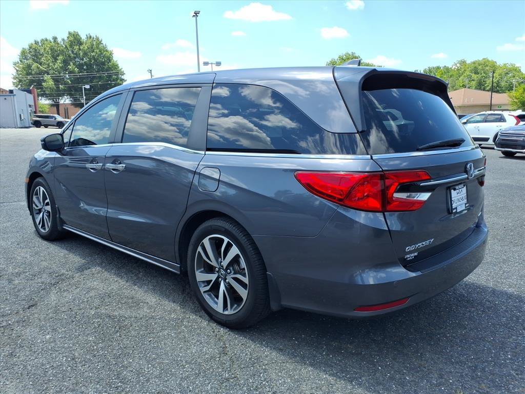 Used 2023 Honda Odyssey Touring image 5