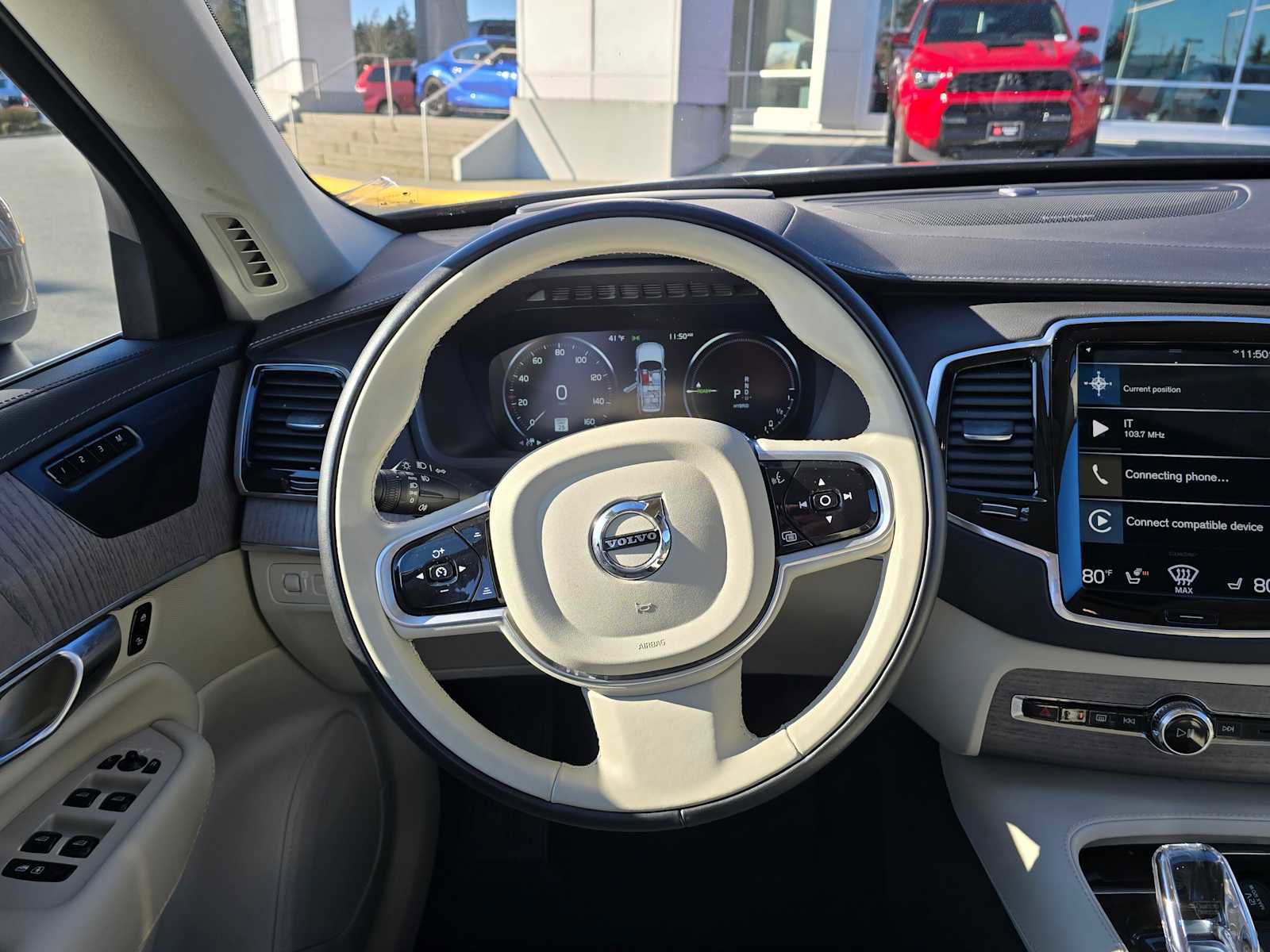 Used 2022 Volvo XC90 T8 Inscription w/ Advanced Package image 17