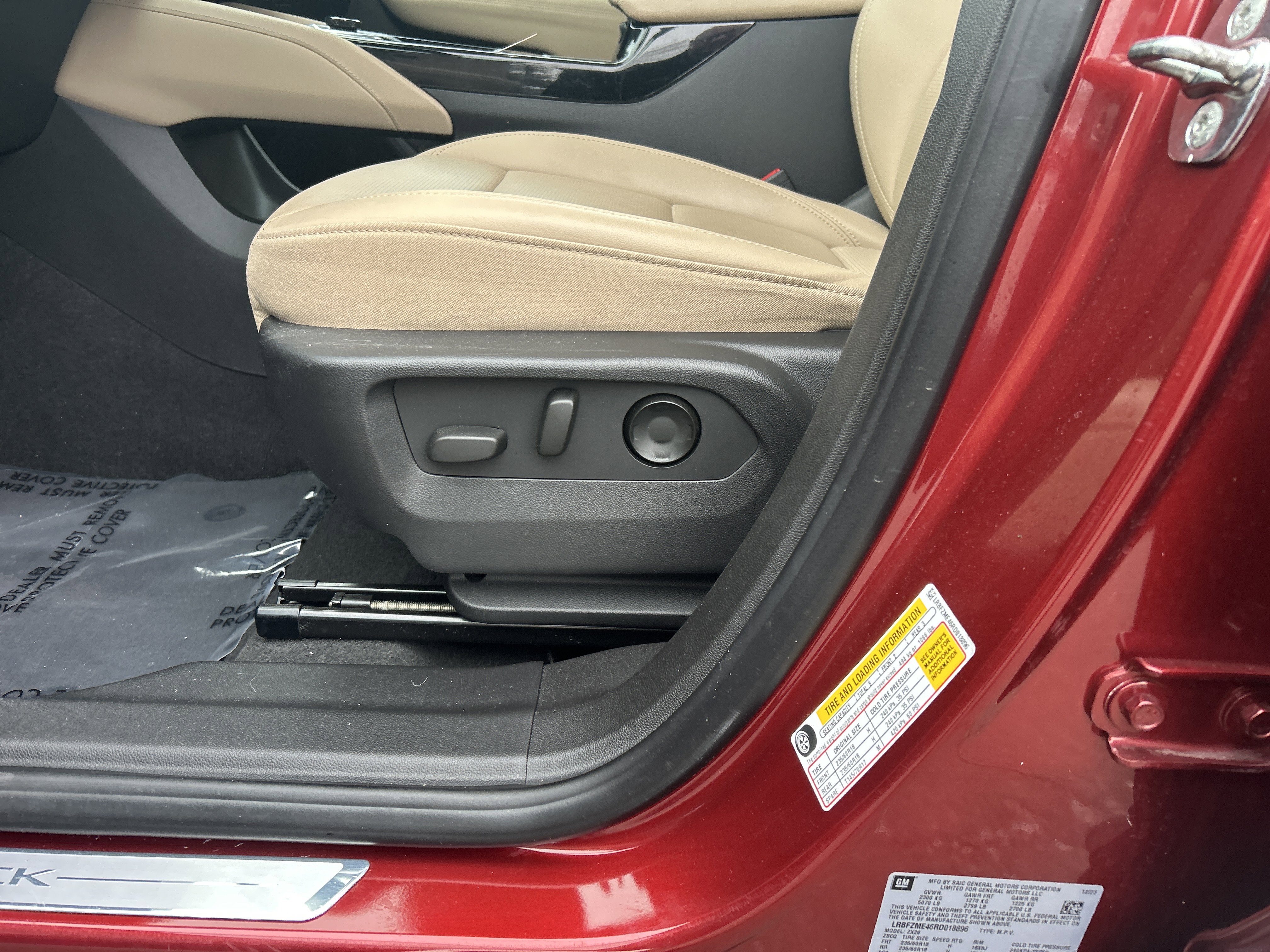 Certified 2024 Buick Envision Preferred image 11