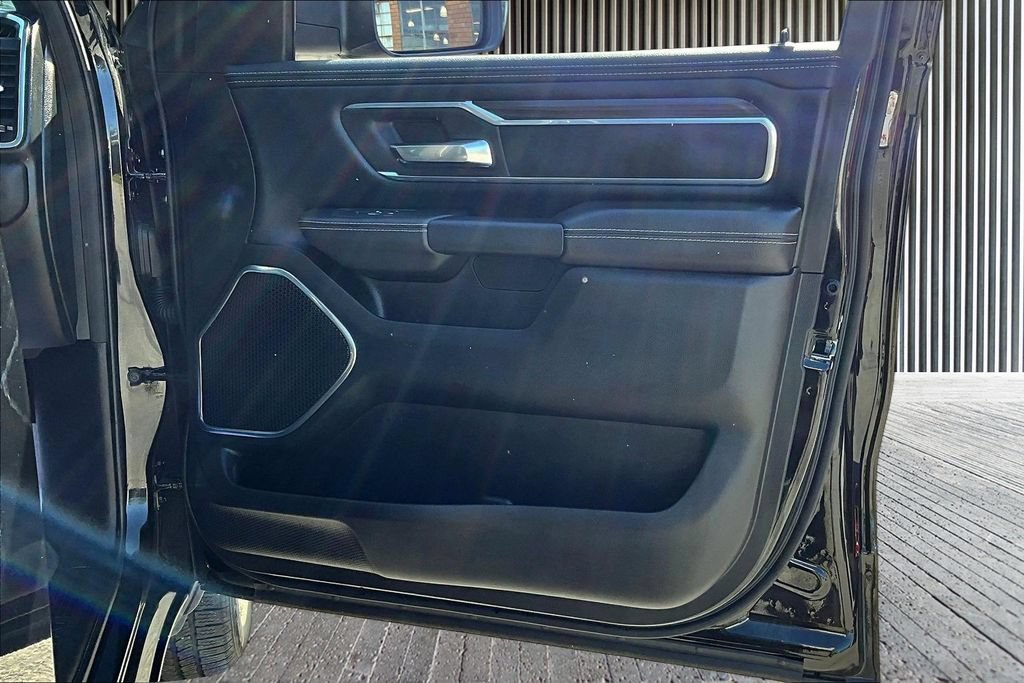 Used 2026 RAM 1500 Laramie AWD/4WD image 21