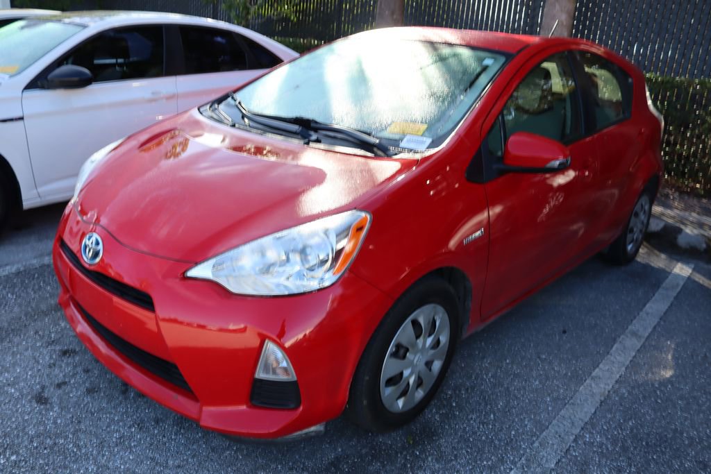 Used 2013 Toyota Prius C One image 2