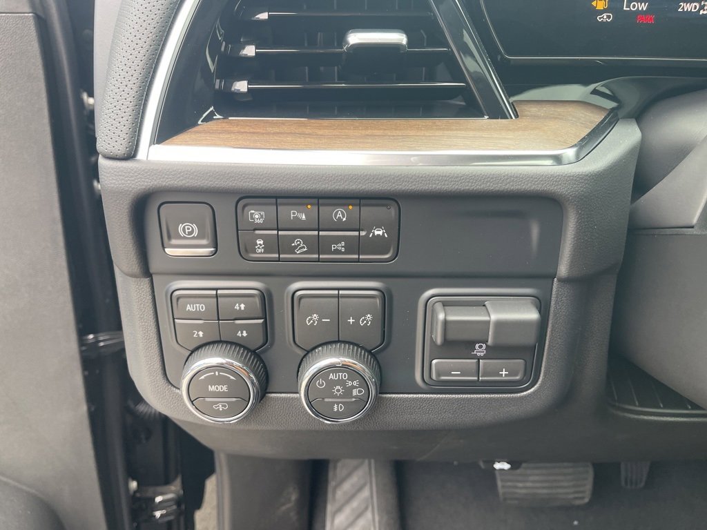 New 2025 Chevrolet Tahoe High Country image 25