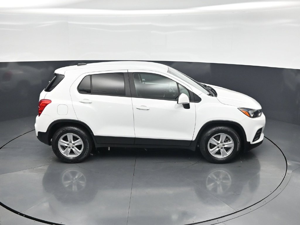 Used 2021 Chevrolet Trax LS w/ Tint and Cruise Package FWD image 40
