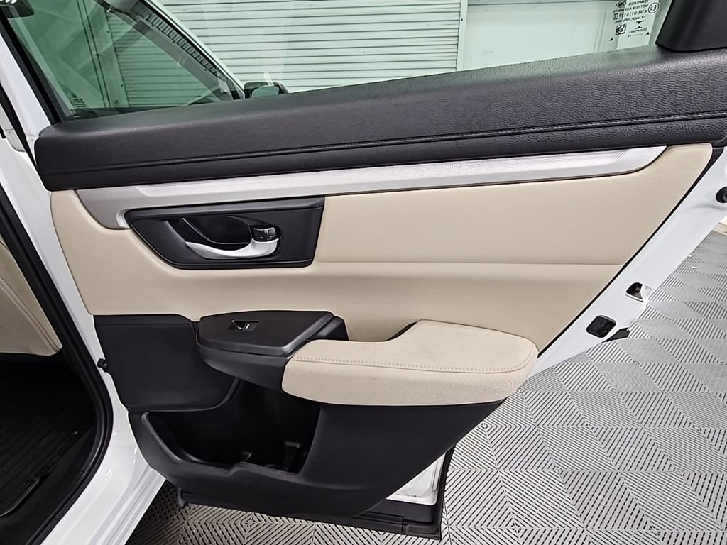 Used 2020 Honda CR-V LX image 31