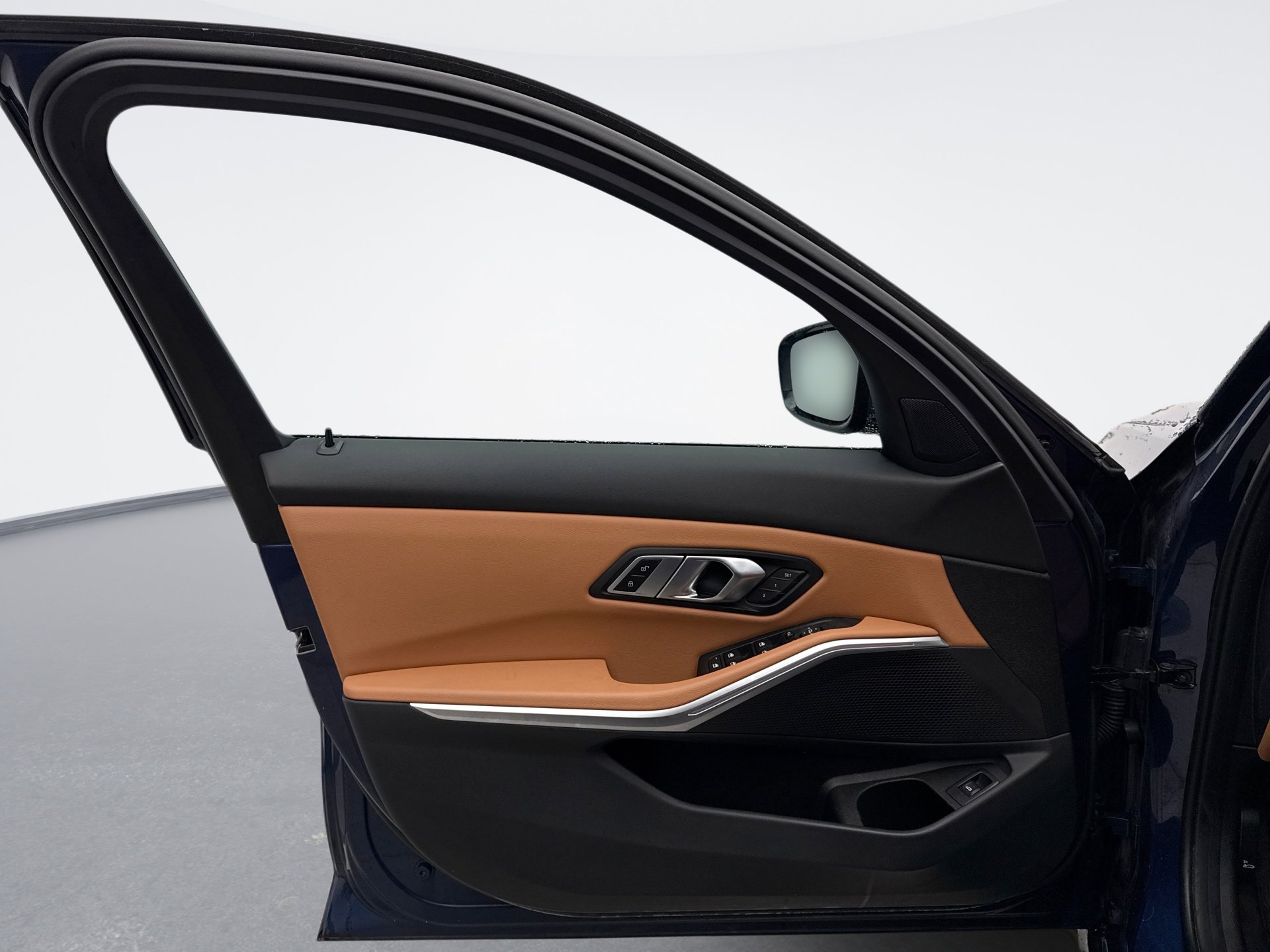 Used 2023 BMW 330i xDrive 330XI AWD w/ Driving Assistance Package image 9