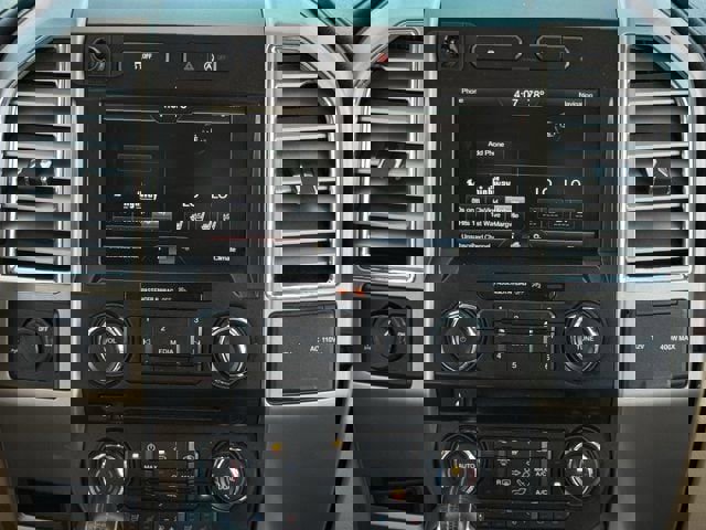 Used 2015 Ford F150 Lariat image 17