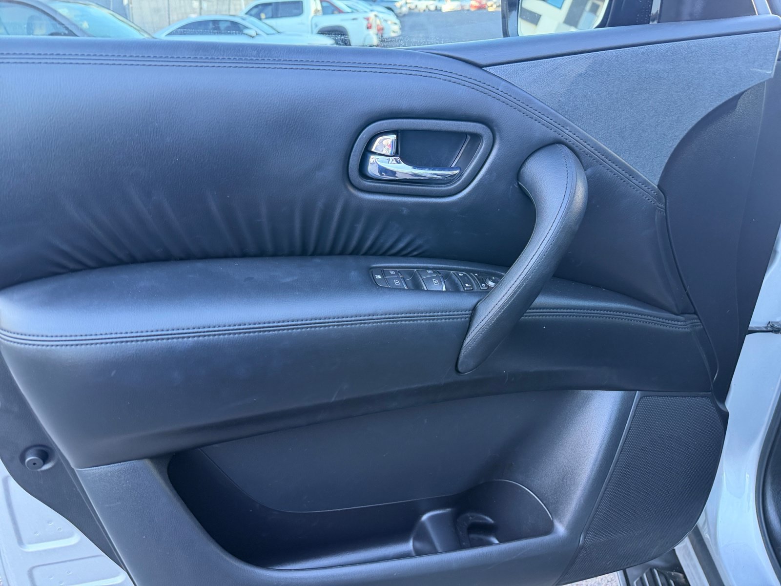 Used 2022 Nissan Armada SV RWD image 17