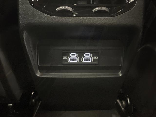 New 2025 Jeep Grand Cherokee Laredo X w/ Trailer Tow Package image 29