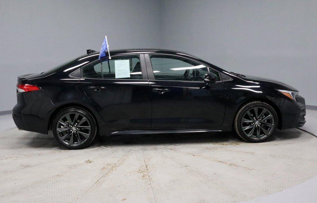 Used 2025 Toyota Corolla SE image 11